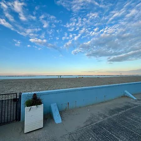 Seaview 223