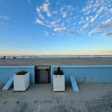 Seaview 223 Apartment